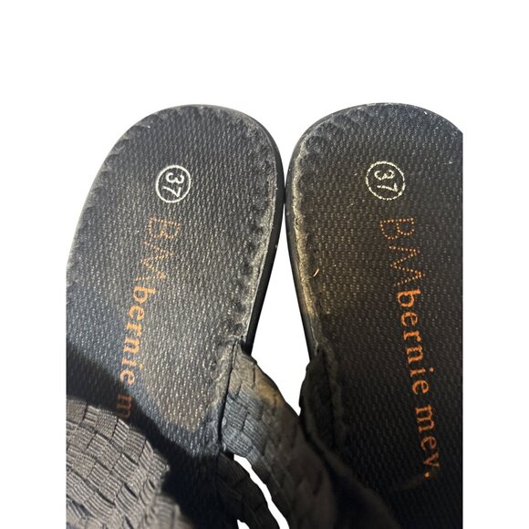Bernie Mev Womens Black Woven Elastic Slide Wedge Sandals Size 6.5 - Picture 3 of 6